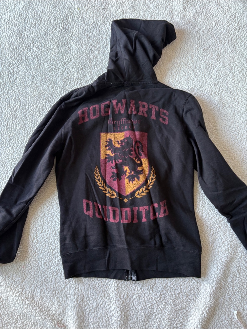 Harry Potter Quidditch Gryffindor zip up hoodie